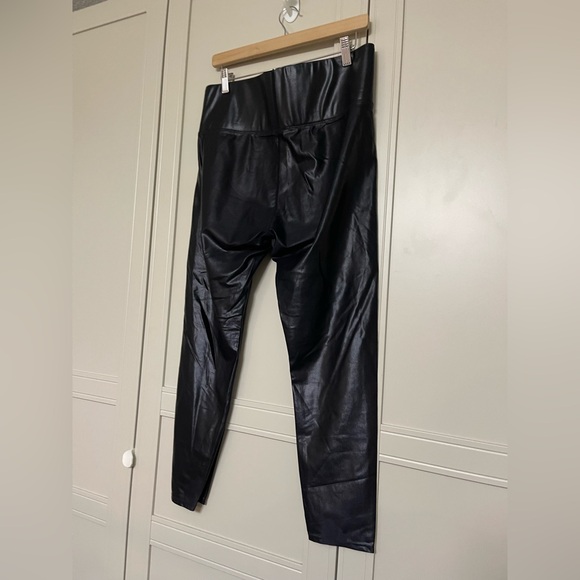 Knix The Birds Papaya Black High-Waisted Vegan Leather Leggings - Picture 10 of 11